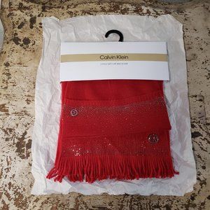 Calvin Klein 2 Piece Hat and Scarf ~ Rouge